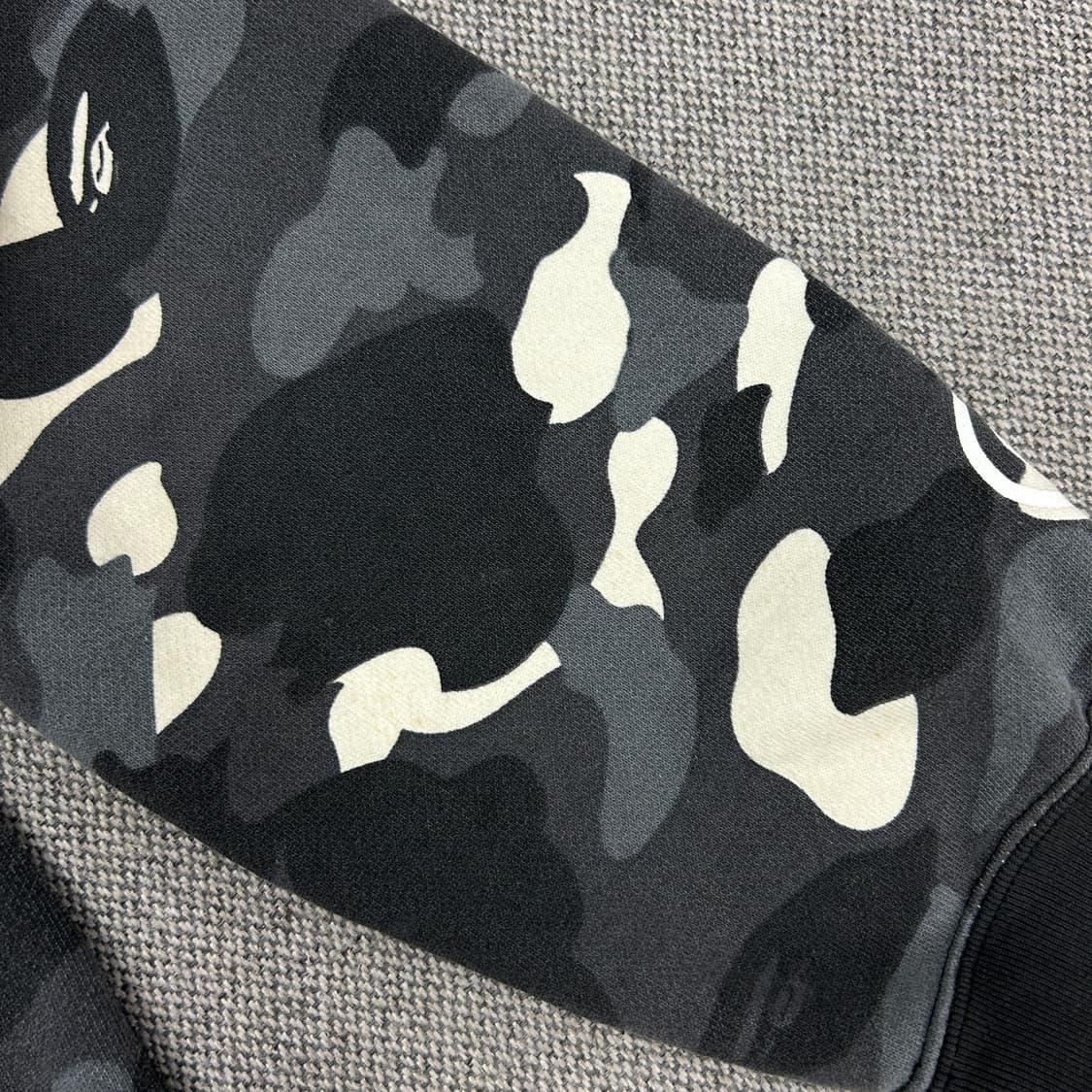 (한글택)베이프 반반 아수라 카모 샤크 후드집업(2XL) 상품이미지8