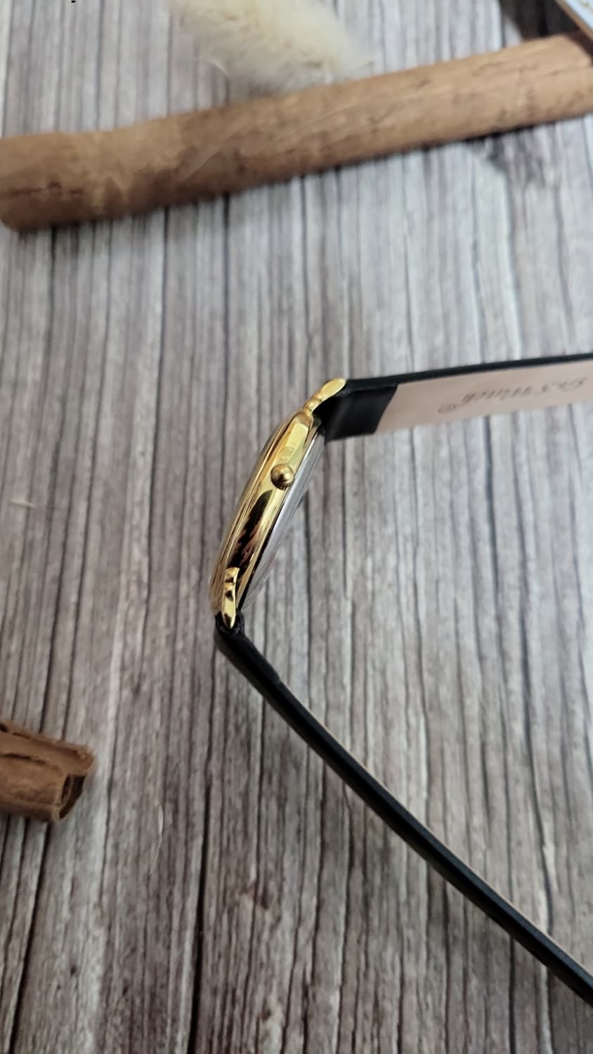 정품 셀린느 스몰 세컨즈 골드 남여공용 쿼츠시계 상품이미지9