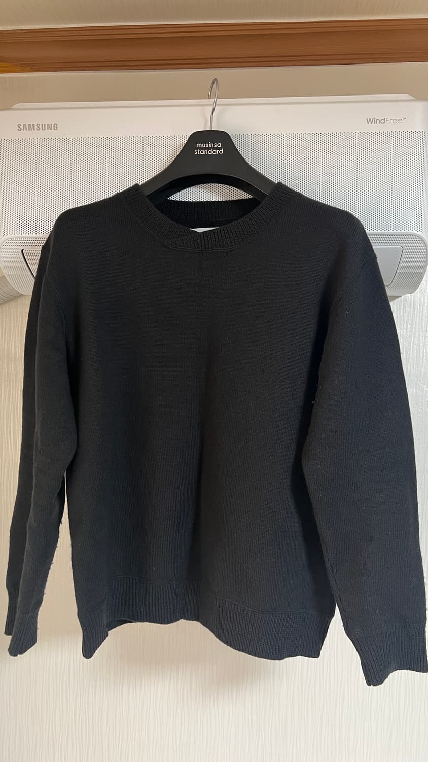 마가렛 호웰 wool 100% 브이넥 니트 블랙 (M) 상품이미지2