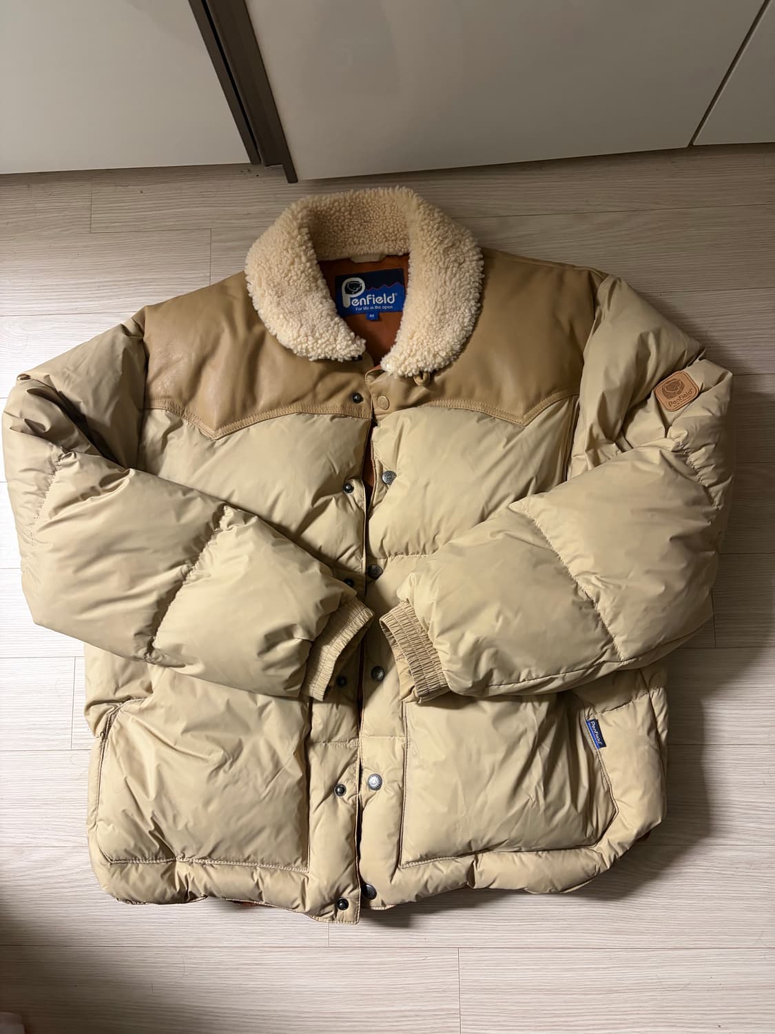 펜펠드 락울 다운 점퍼 베이지 M 상품이미지1