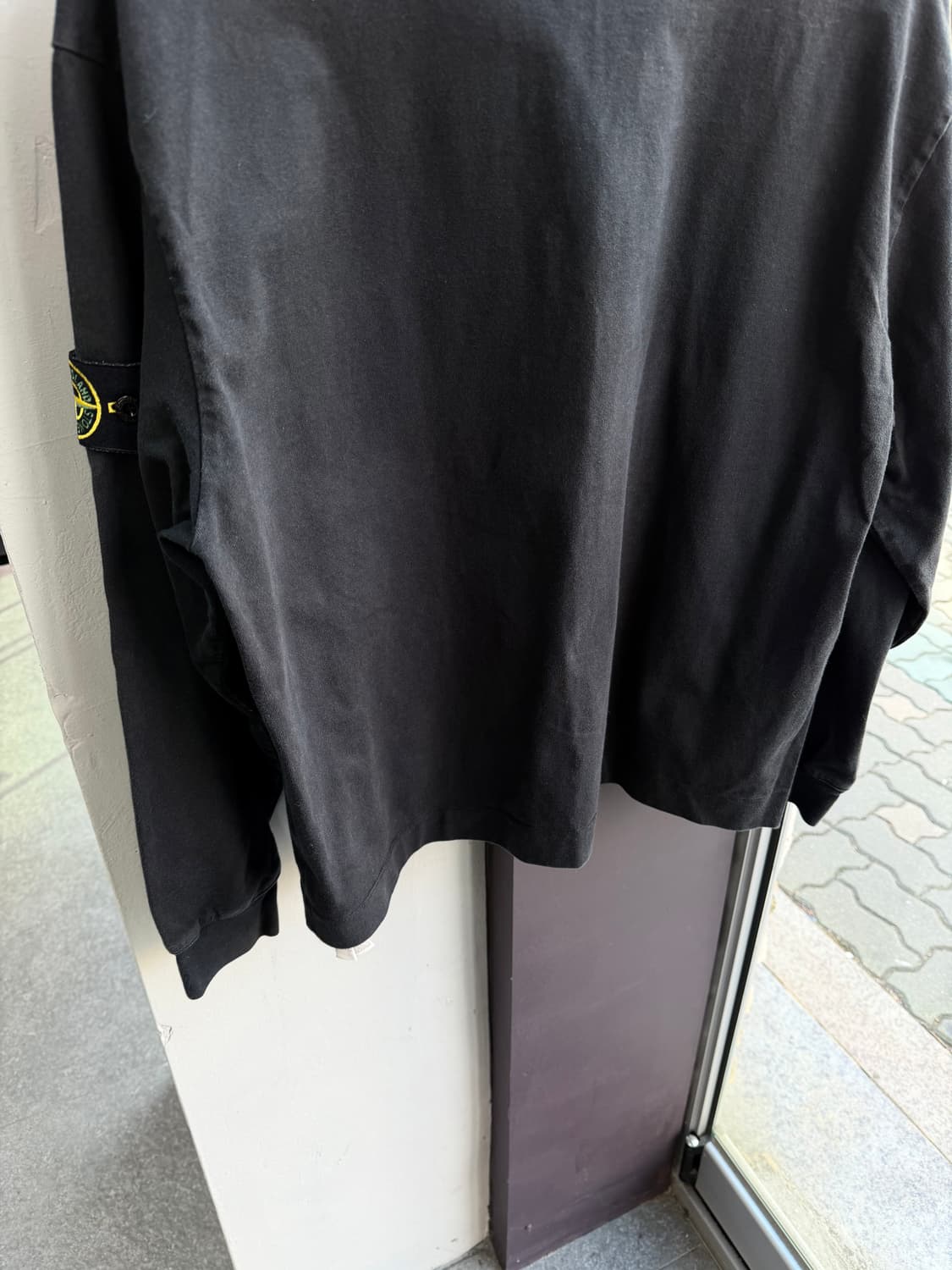 XL/ 스톤아일랜드 에센셜 와펜 블랙 롱슬리브 맨투맨 상품이미지8