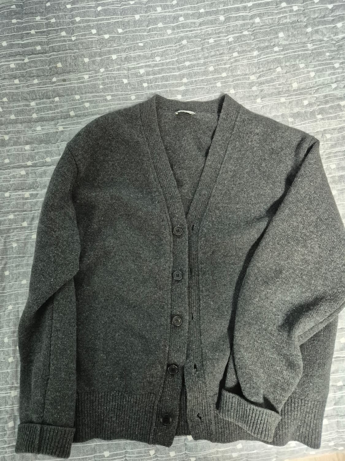 인더로우 챠콜 딥그레이 가디건 2 상품이미지1