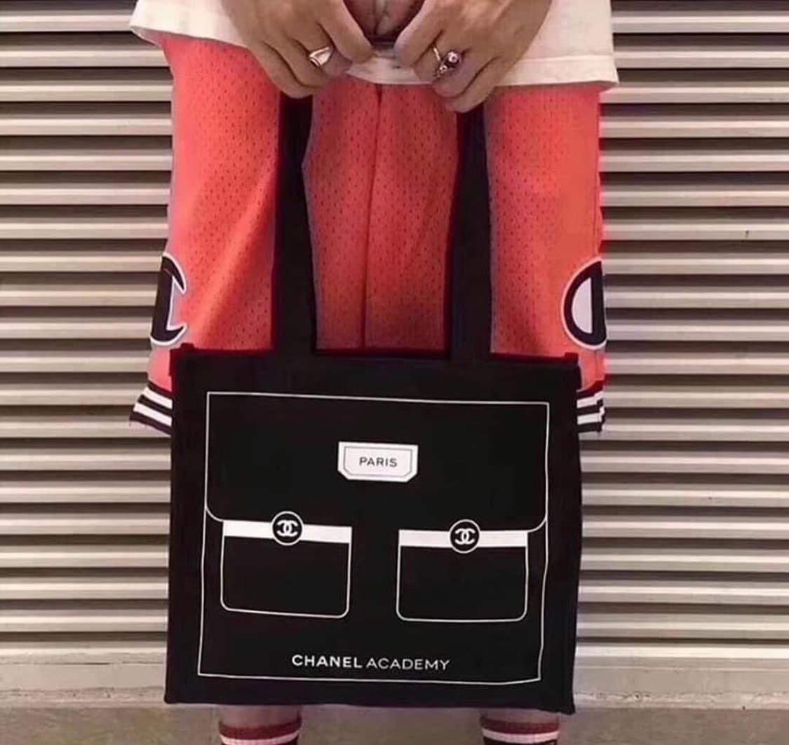 샤넬뷰티 아카데미 에코백 블랙 상품이미지6