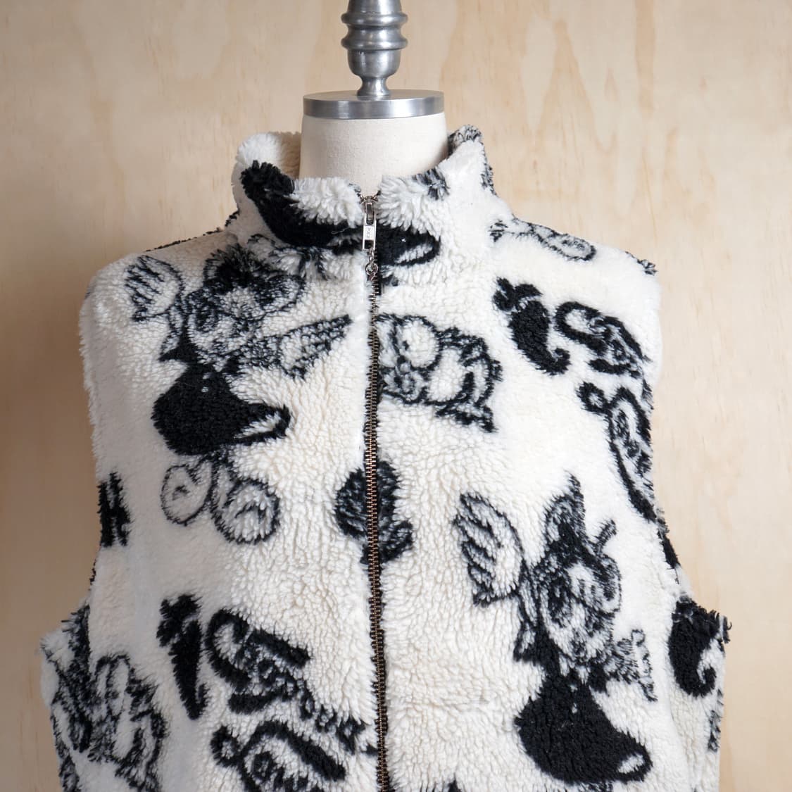 초포바 로위나 카툰 플리스 베스트 상품이미지4