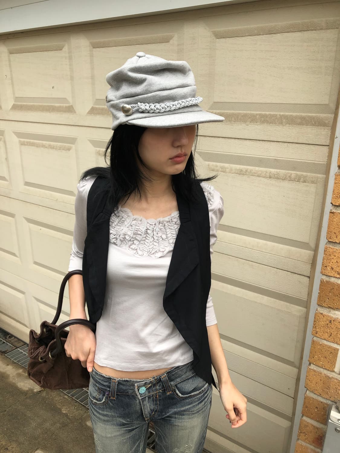ruffle neckline slim top  상품이미지2