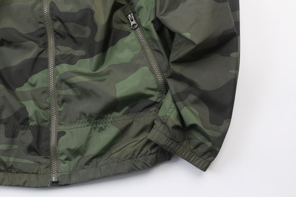 GAP Camo Hood Windbreaker 상품이미지5