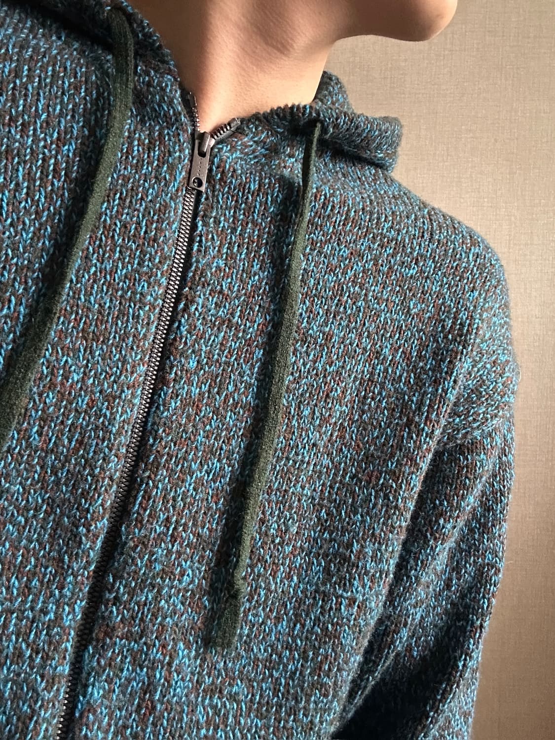 MARNI x UNIQLO 믹스 컬러 얀 풀짚 후드 상품이미지5