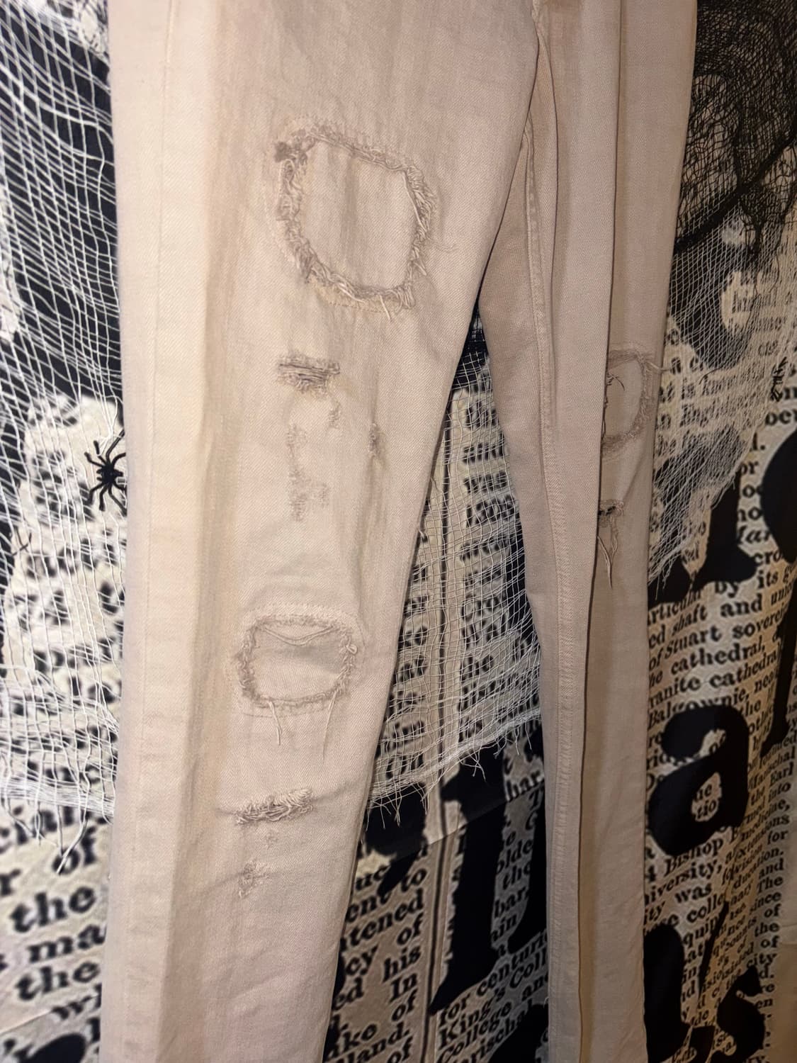 beige grunge denim pants 상품이미지5