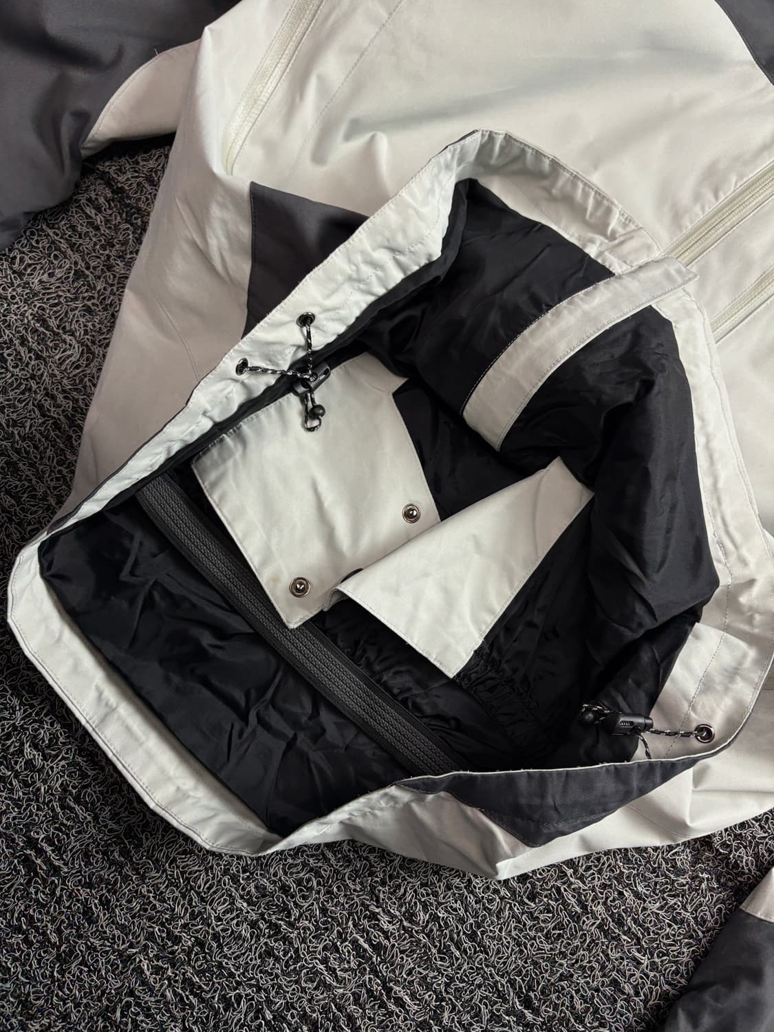 파타고니아 고프코어 배색 윈드브레이커 4060 상품이미지3