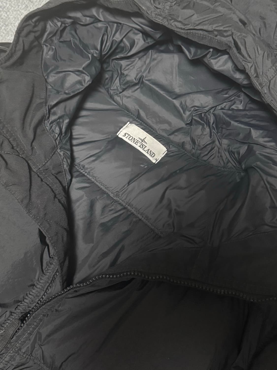 스톤아일랜드 크링클랩스 24fw XL 블랙 상품이미지6