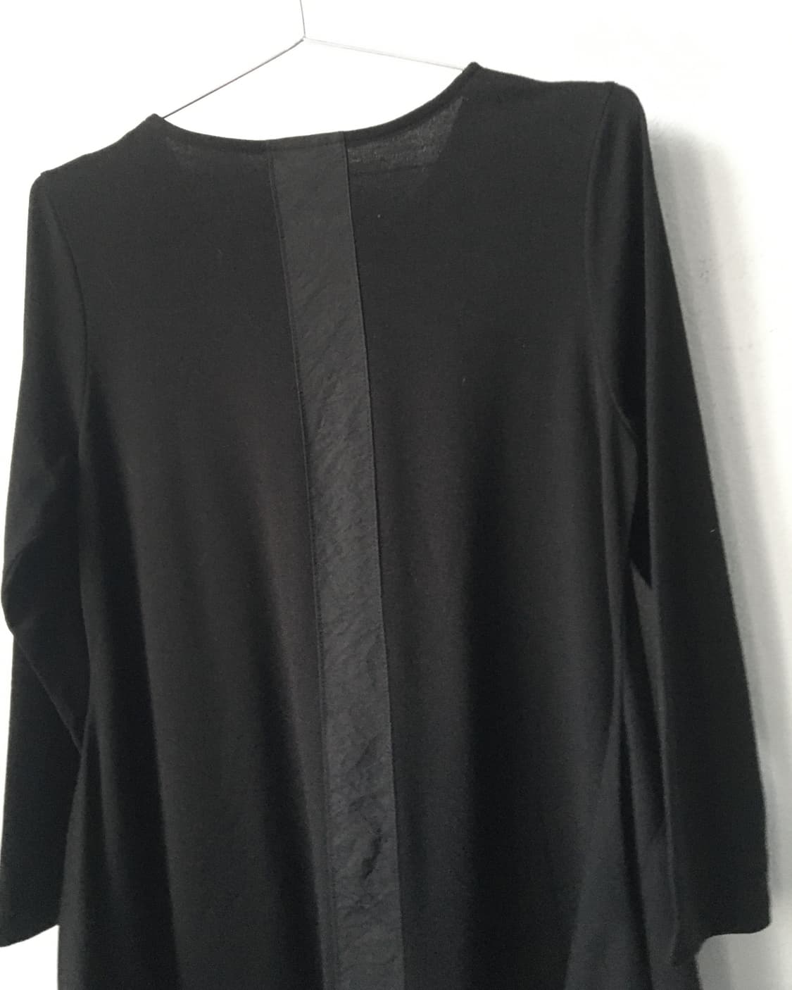 Unbalanced sleeve 상품이미지5