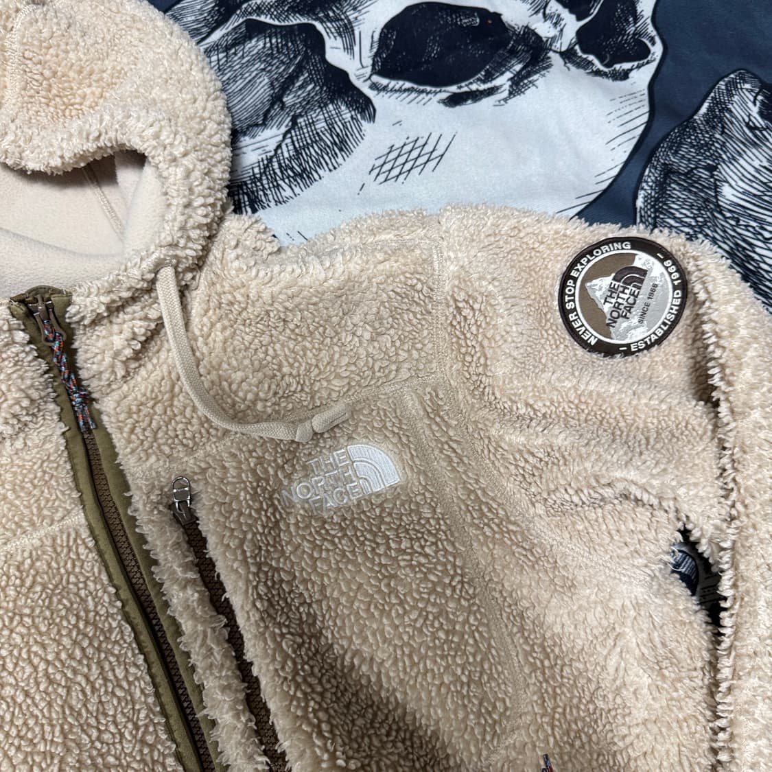 노스페이스 뽀글이 후리스 후드 집업 M95사이즈 상품이미지2