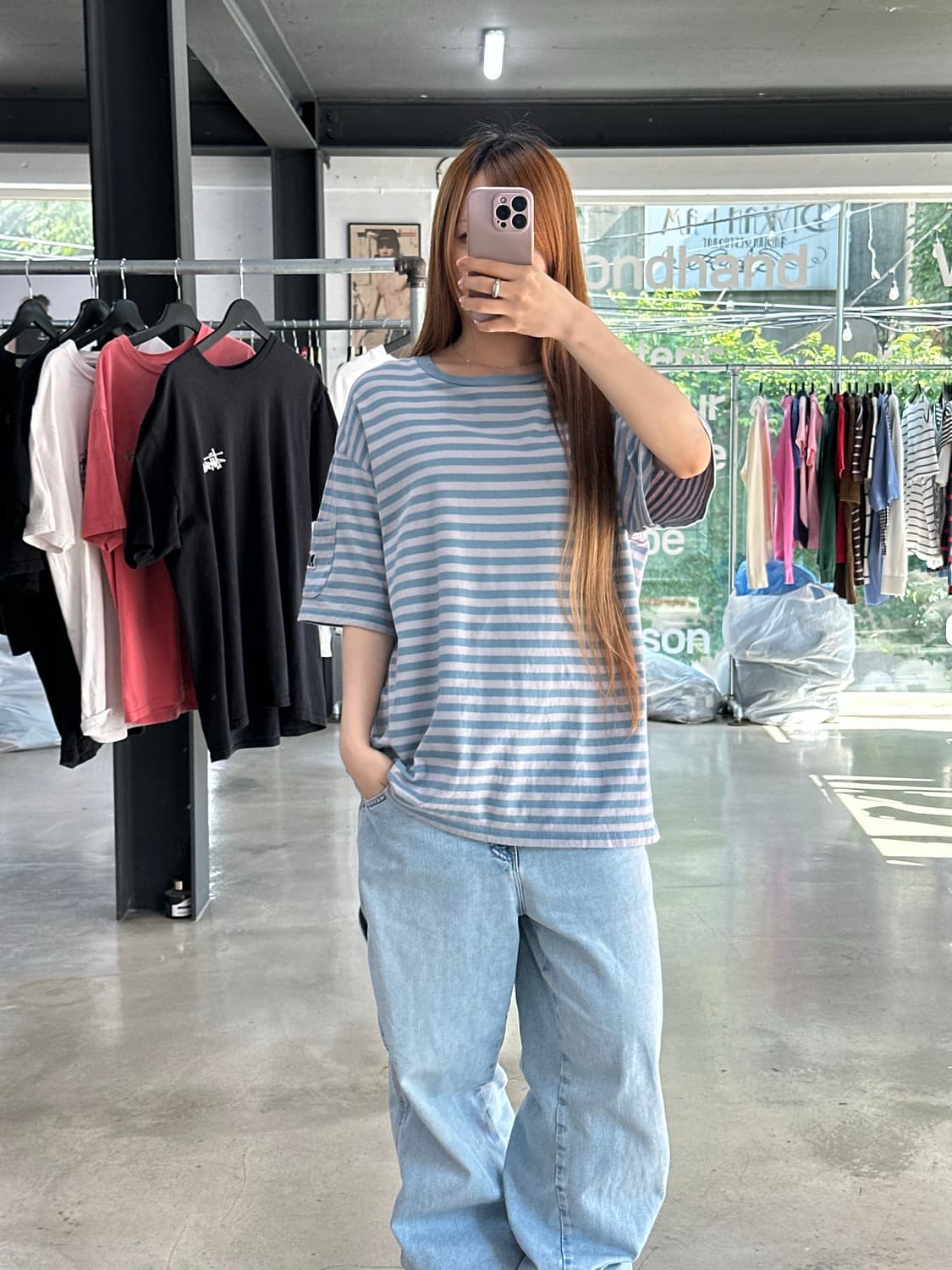 니들스 크루넥 포켓 자수 반팔티 블루그레이 상품이미지2