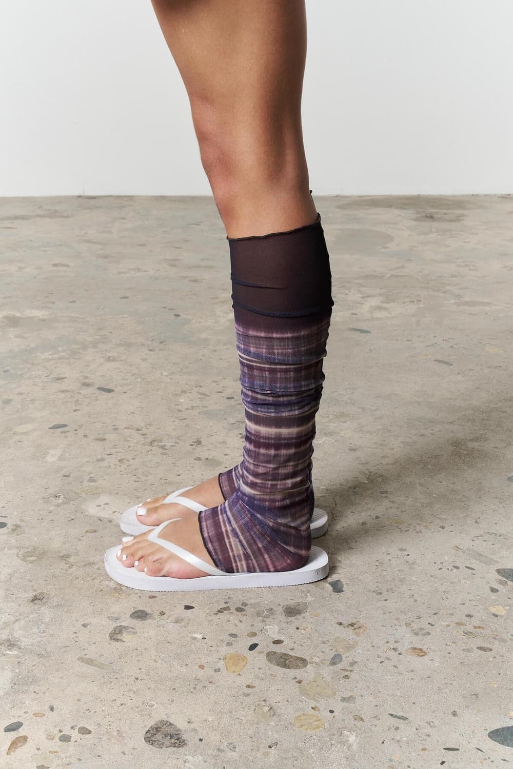 오들리워크샵 Dark Tartan Mesh Leg Warmers Long 상품이미지3