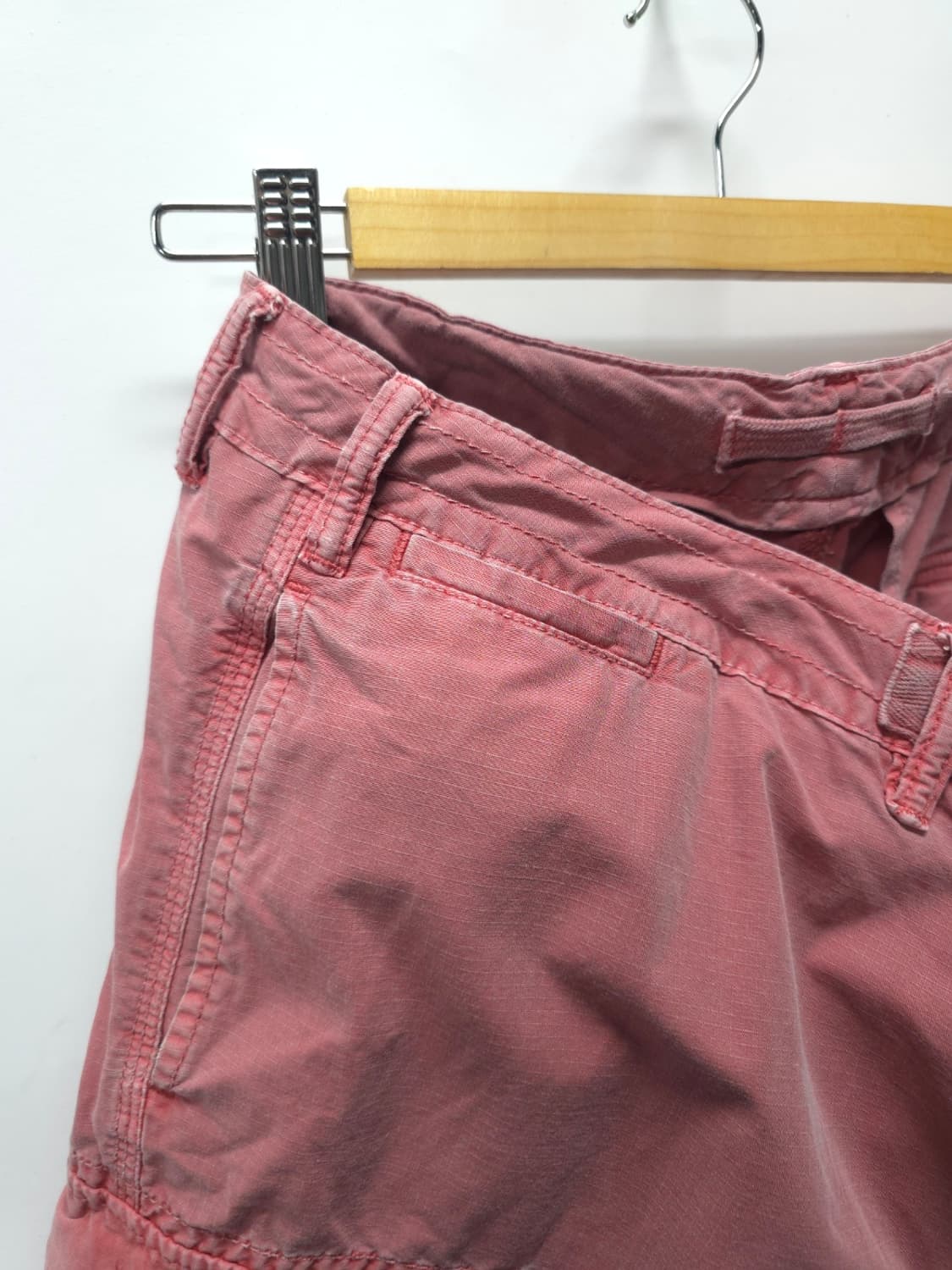 슈퍼드라이 남성 빈티지 무드 핑크 카고 반바지(34) 상품이미지8