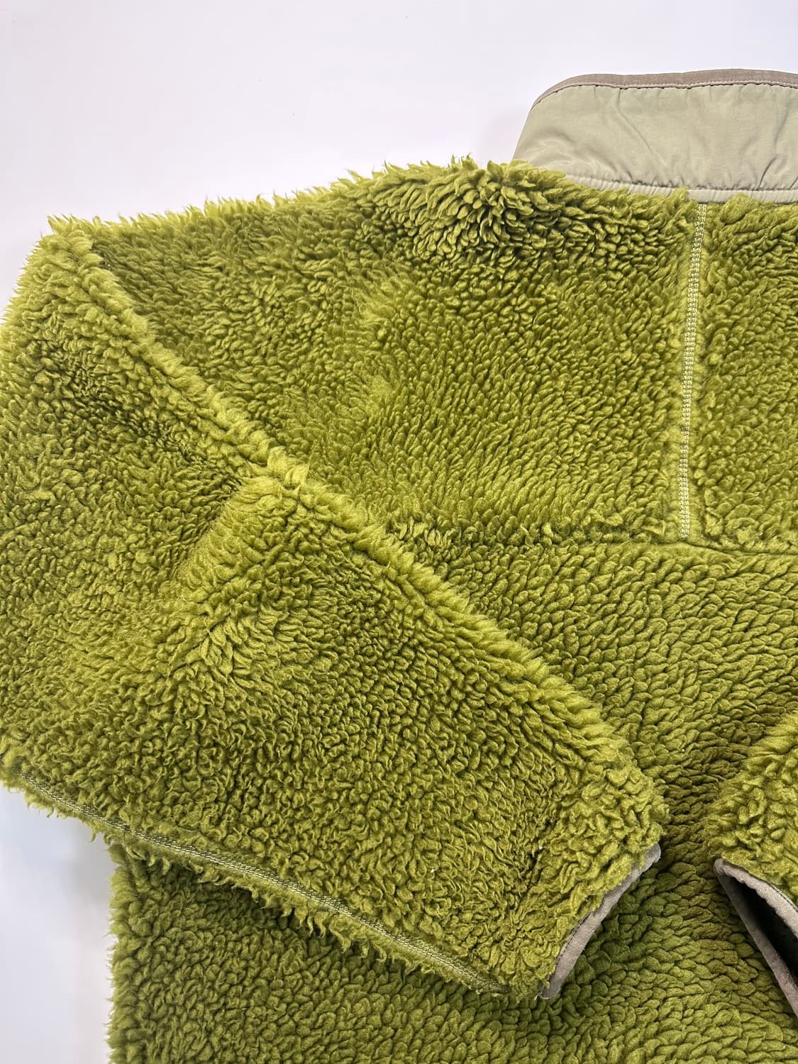 [L사이즈] 파타고니아 딥파일 모스그린 상품이미지6