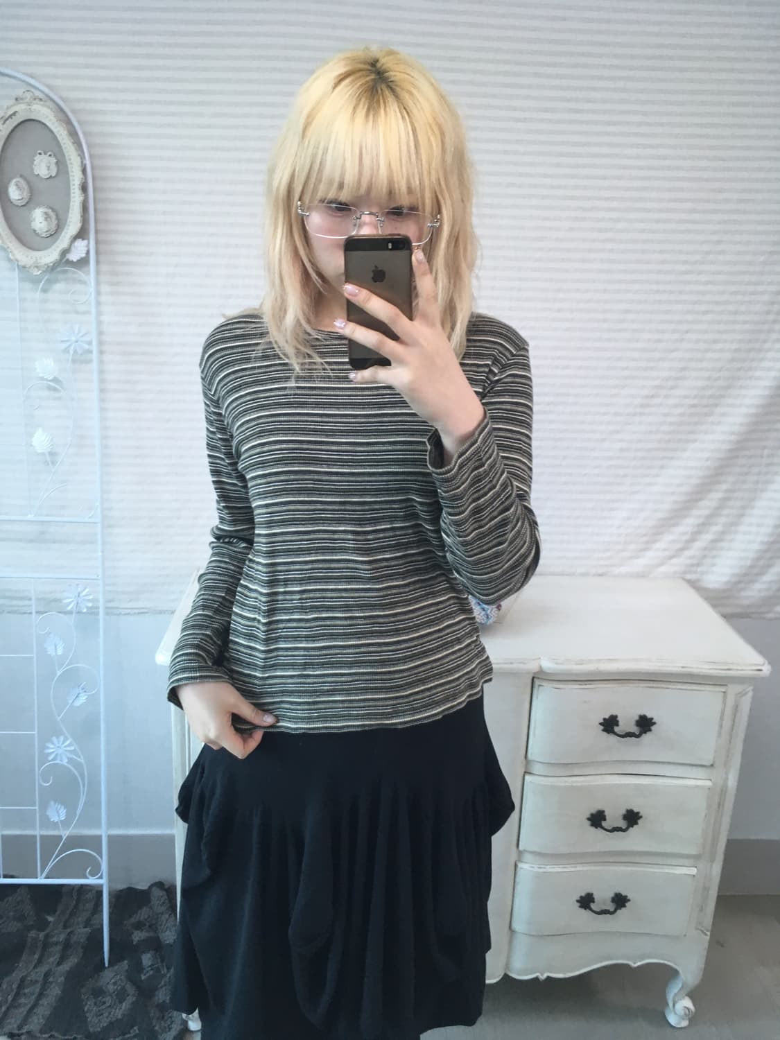 olive nerd stripe long sleeve 상품이미지1