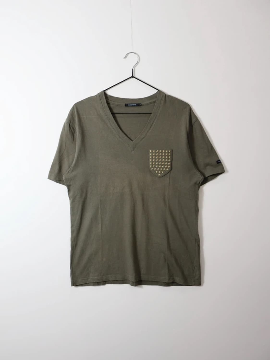 Guild Prime Stud Pocket V-Neck Tee 상품이미지4