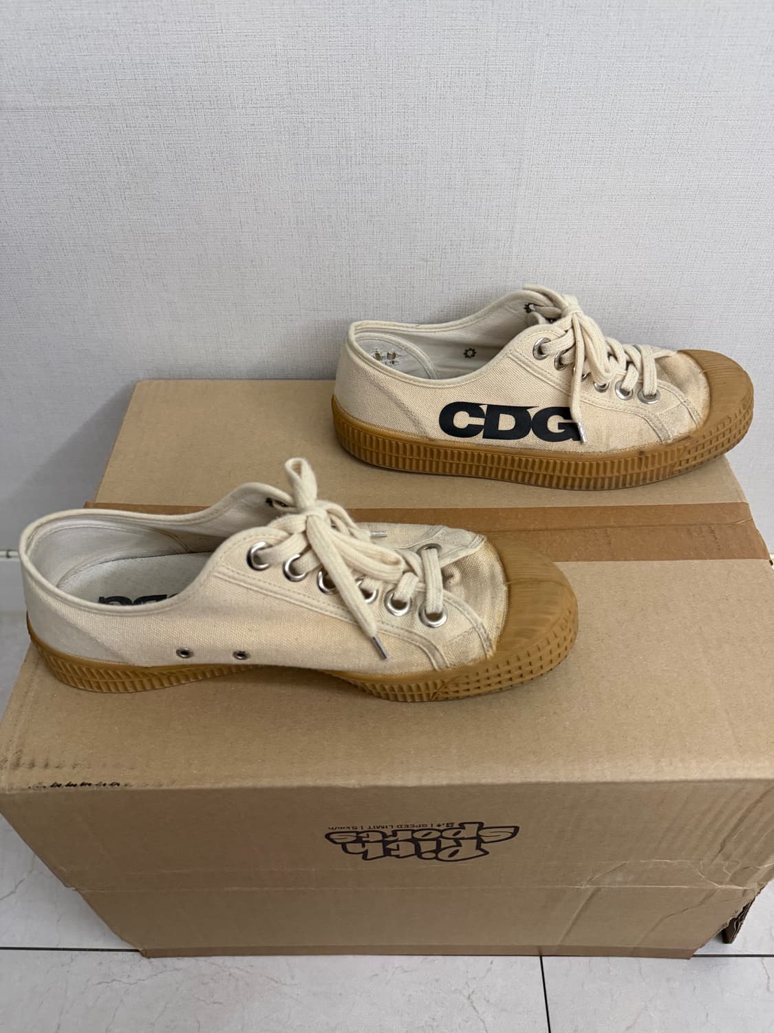 CDG x 노베스타 스타 마스터 화이트 39 상품이미지3