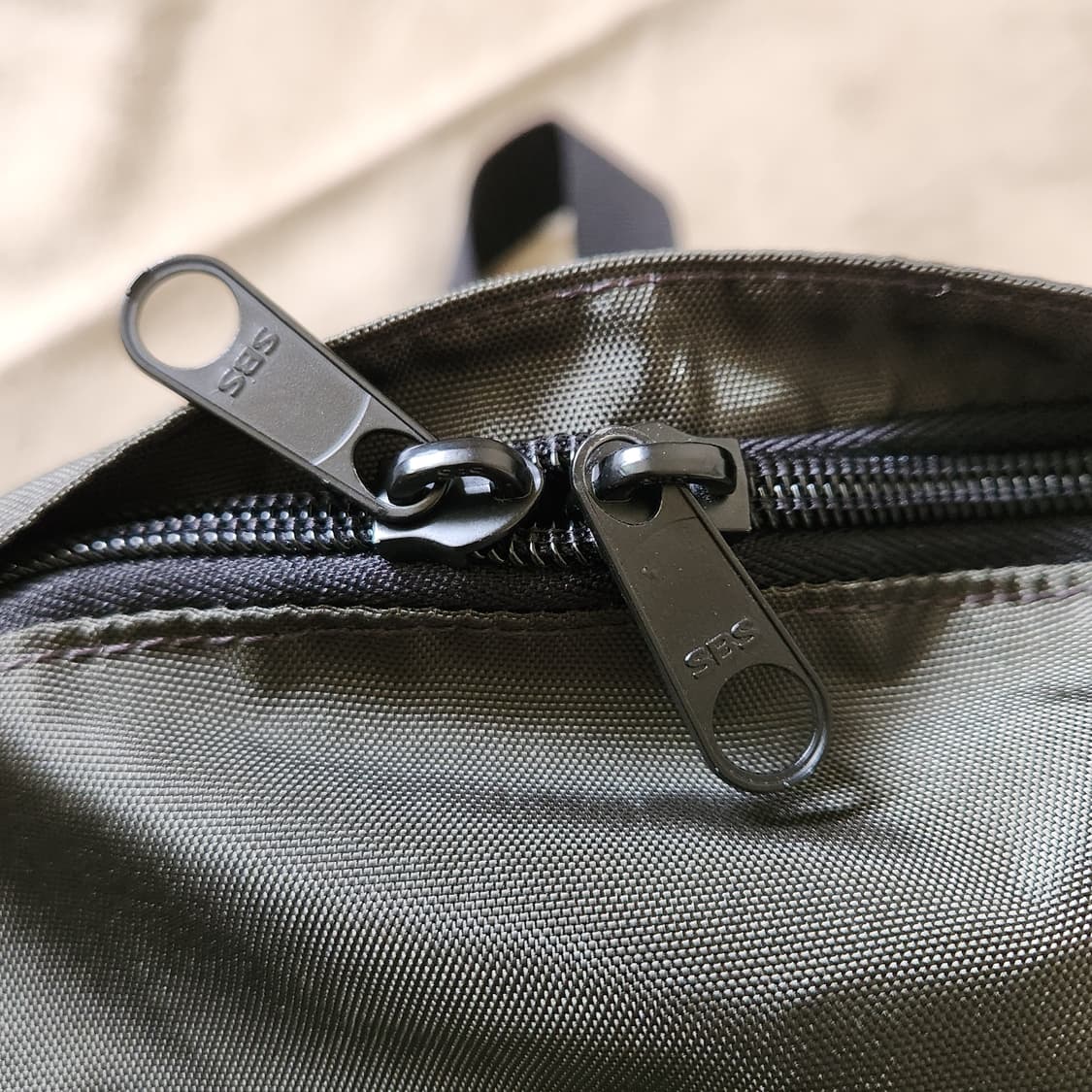 Herve Chapelier 프랑스 에르베 샤플리에 나일론 데이팩 올리브 상품이미지9