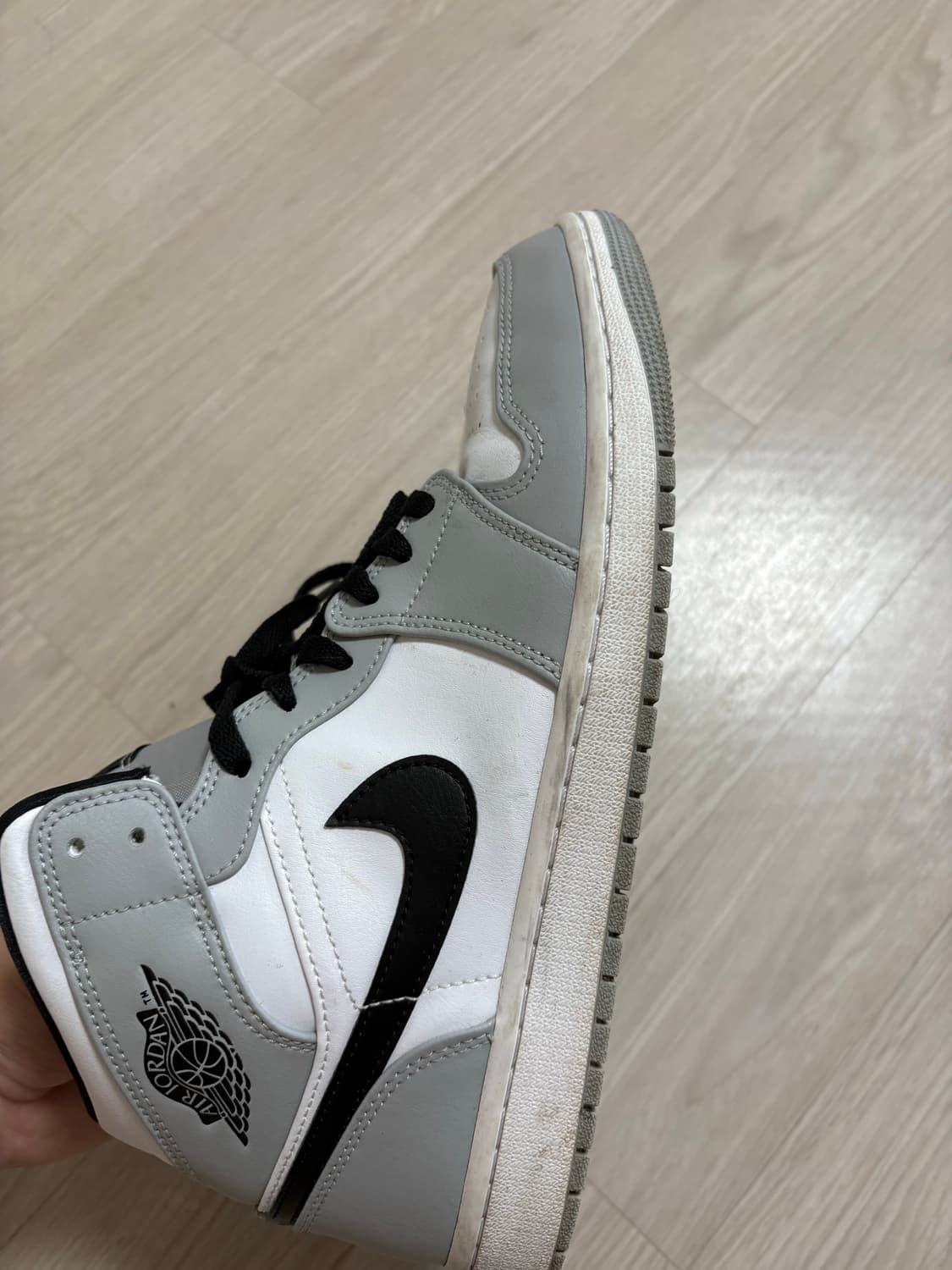 조던1 미드 라이트 그레이 285 상품이미지4