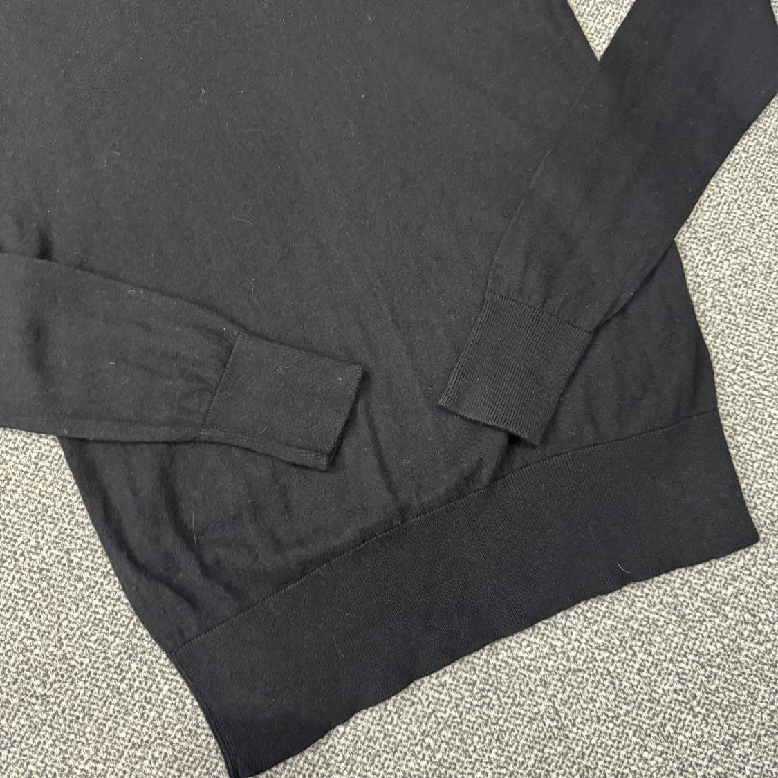 버버리 로고 브이넥 니트 상품이미지4