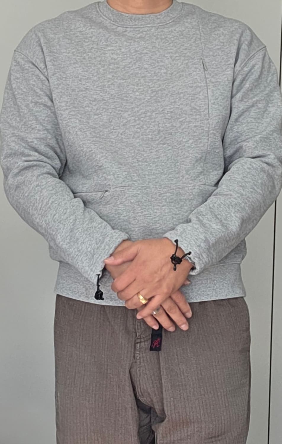 유니폼브릿지 맨투맨 롱슬리브 라운드 티셔츠 라이트 그레이 M 상품이미지10