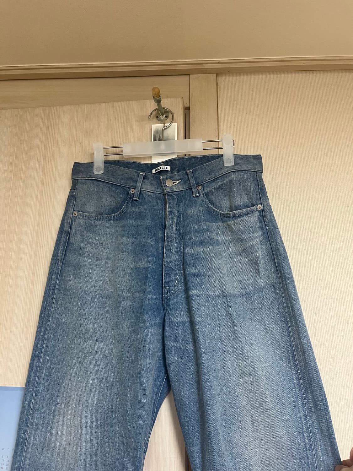 오라리 25ss셀비지 페이디드 라이트 인디고 플레어핏 데님팬츠 상품이미지3