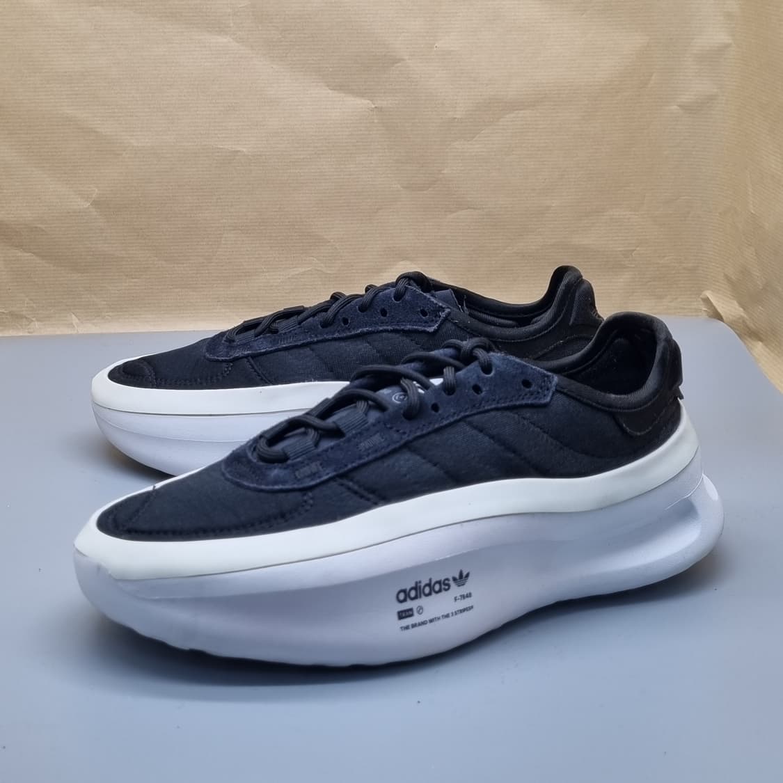 아디다스 아디폼 여성운동화240  상품이미지1