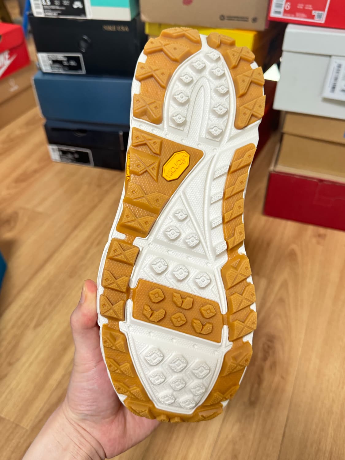 호카 hoka 토르 울트라 하이 에그녹 GTX 등산화 275 상품이미지4