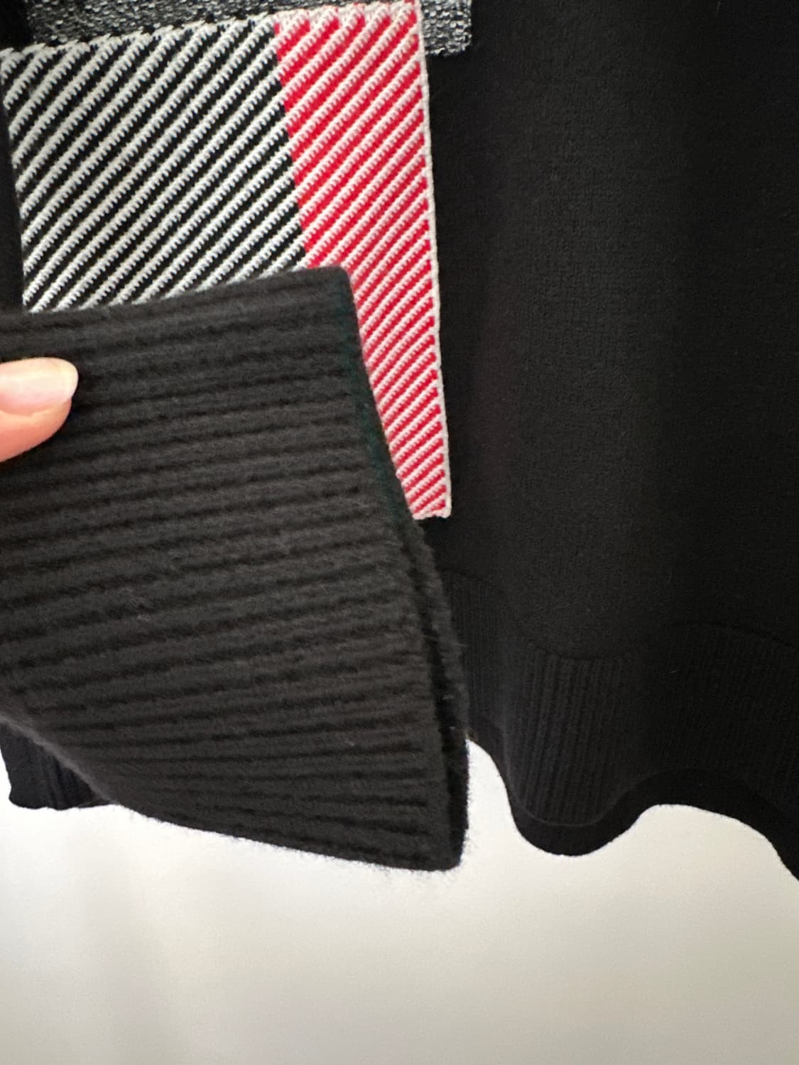 시스템 블랙 패치 울 니트(사이즈 95) 상품이미지4