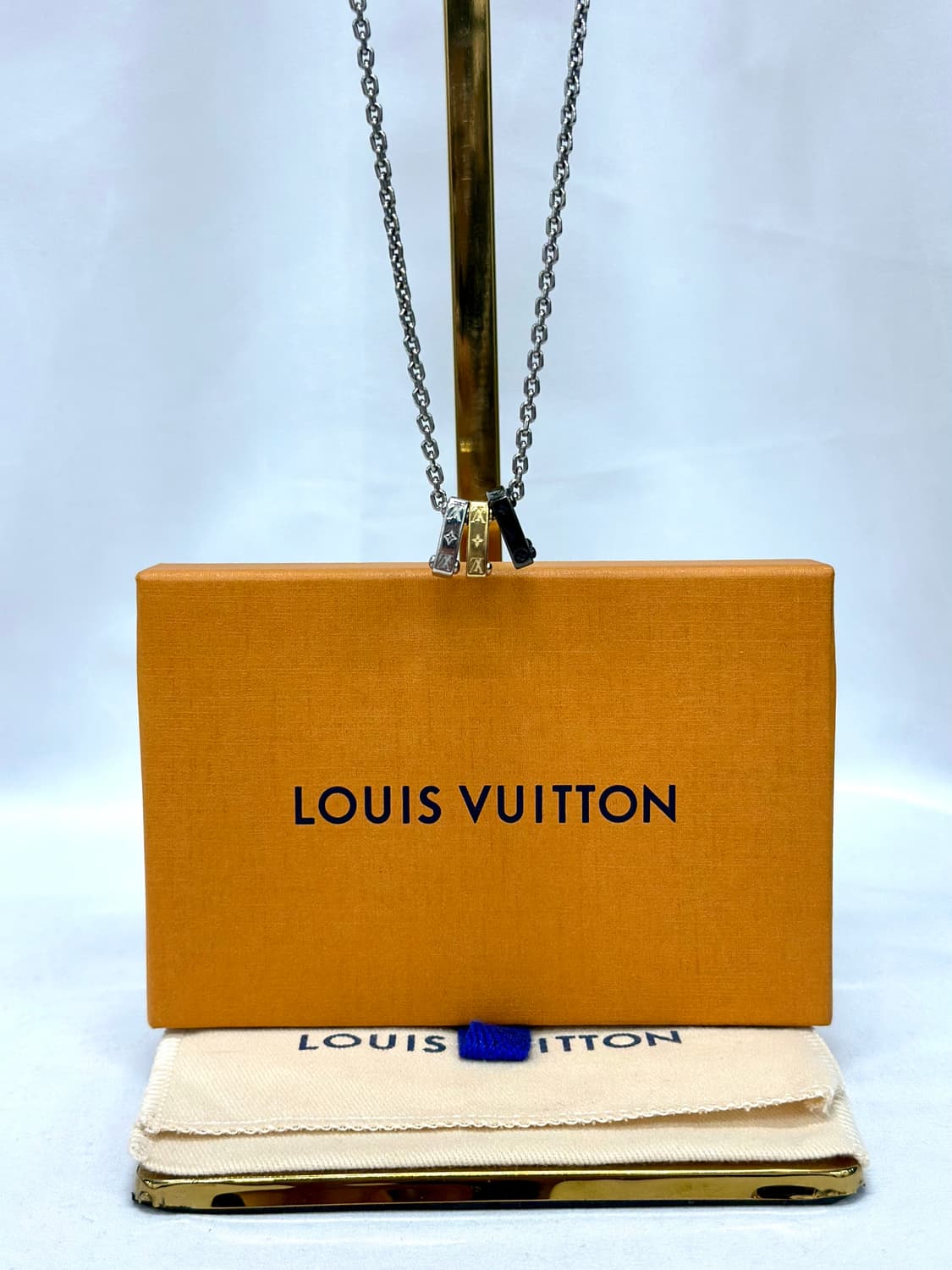 루이비통 모노그램 볼드 네클리스 상품이미지1