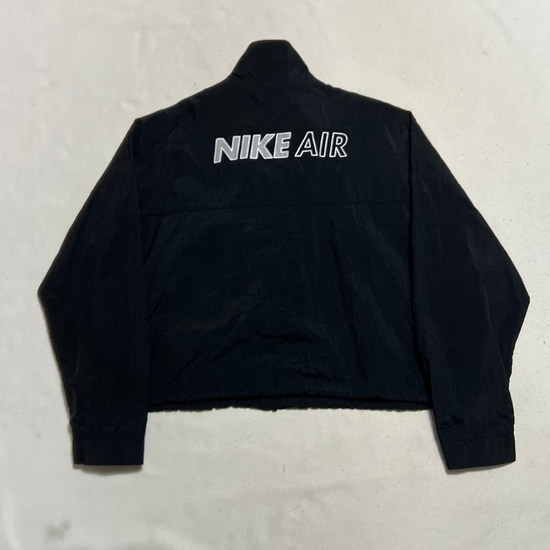 L 나이키 에어 우먼 크롭 우븐 윈드브레이커 자켓 상품이미지3