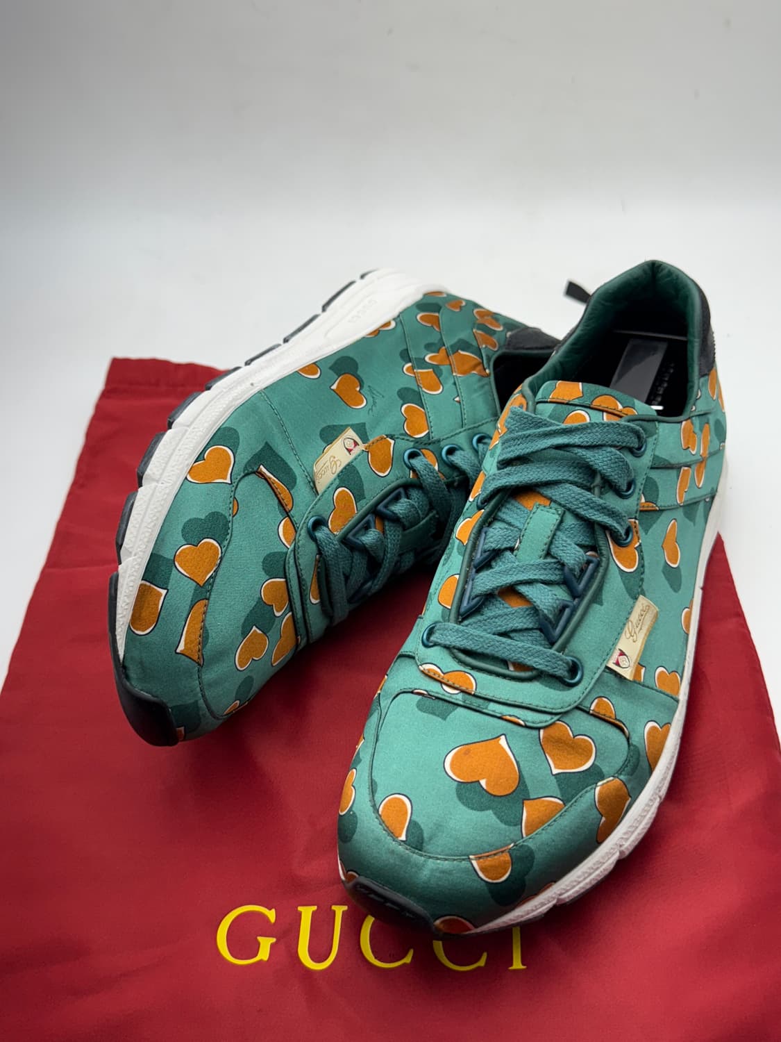 정품)구찌 하트 스니커즈245 상품이미지3