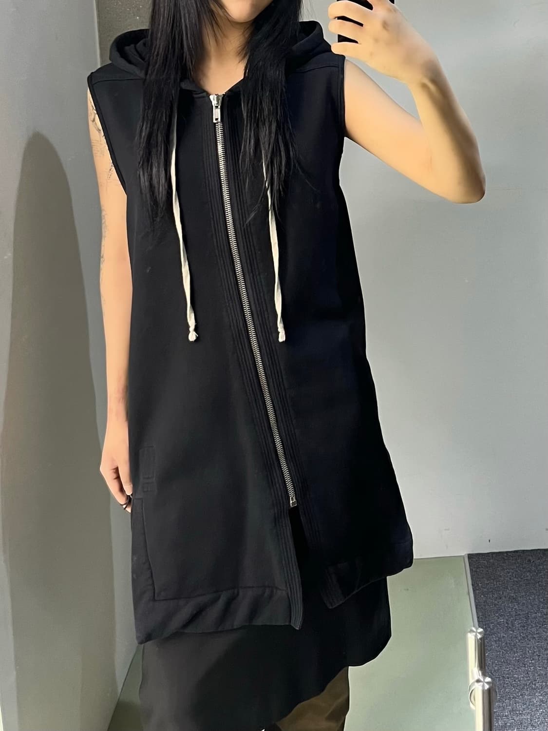 릭오웬스 다크쉐도우 슬리브리스 후디 상품이미지2