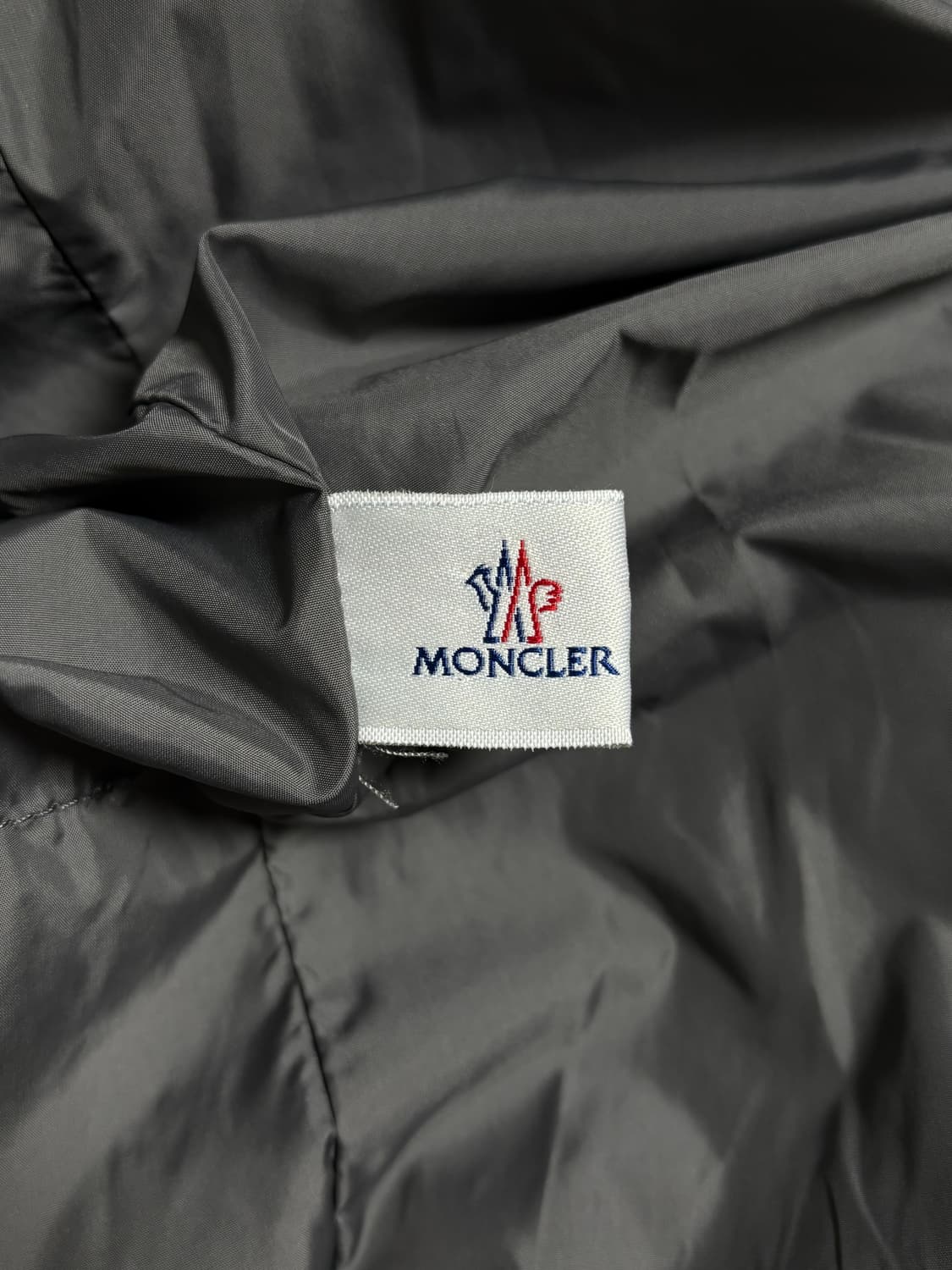 몽클레어 메이트 바람막이 자켓 [3] 상품이미지6