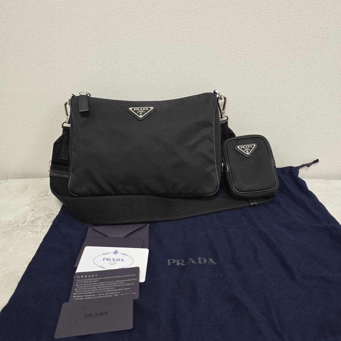 프라다 리나일론 사피아노 크로스백 판매  상품이미지1
