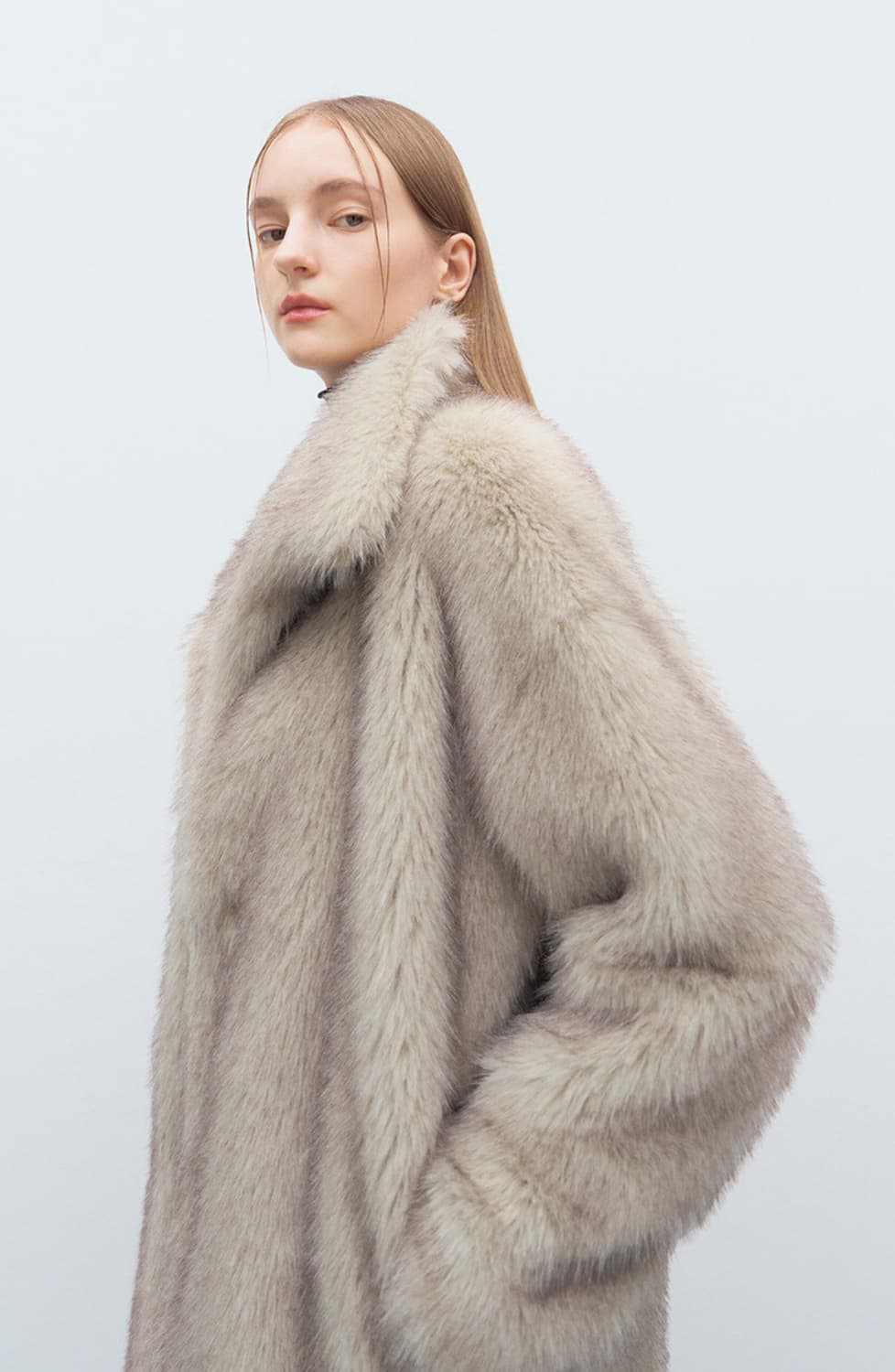 레이브 High neck Soft Fur Jacket in Brown 상품이미지2