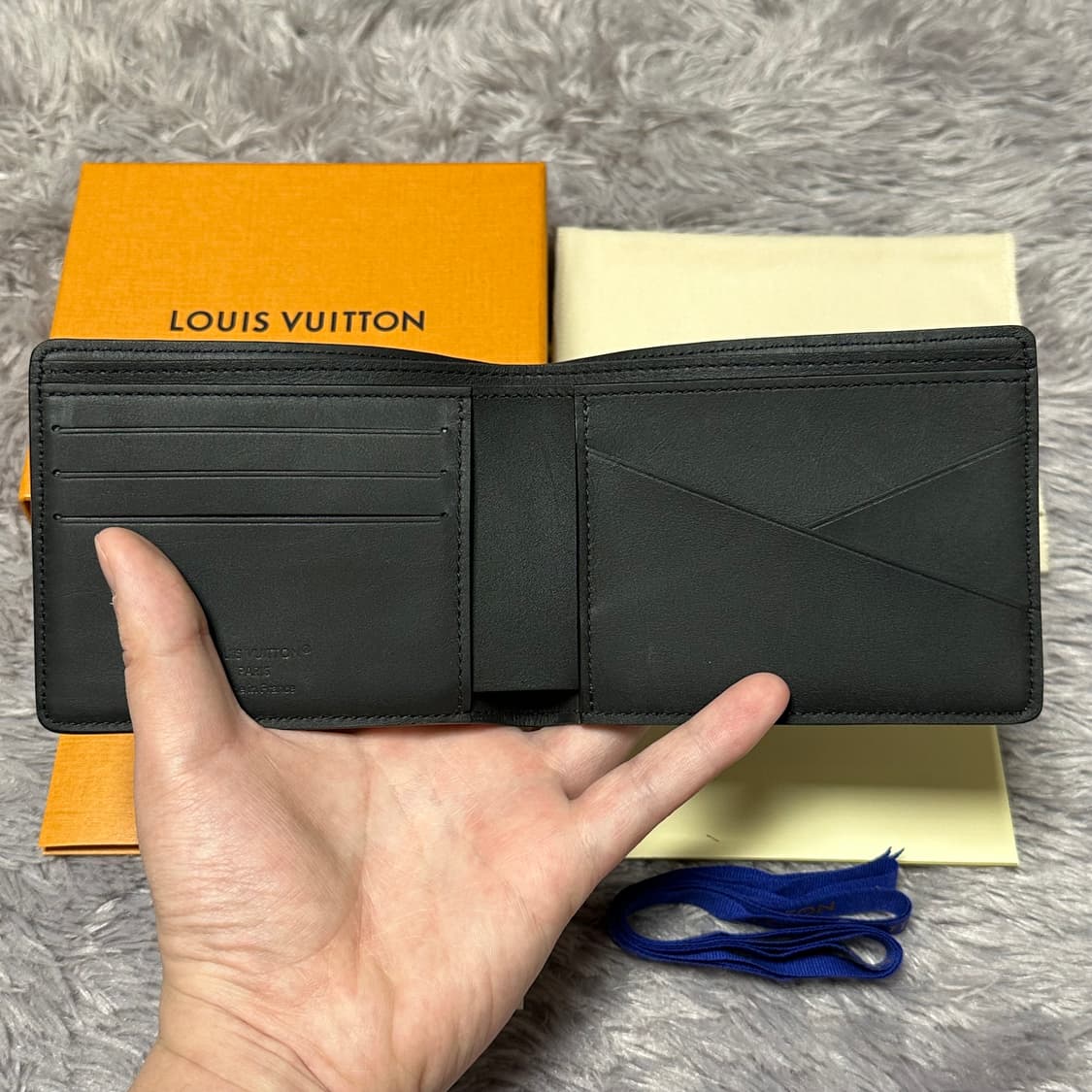 [풀구성] 루이비통 이클립스 토뤼옹 멀티플 월릿 반지갑 블랙 상품이미지3