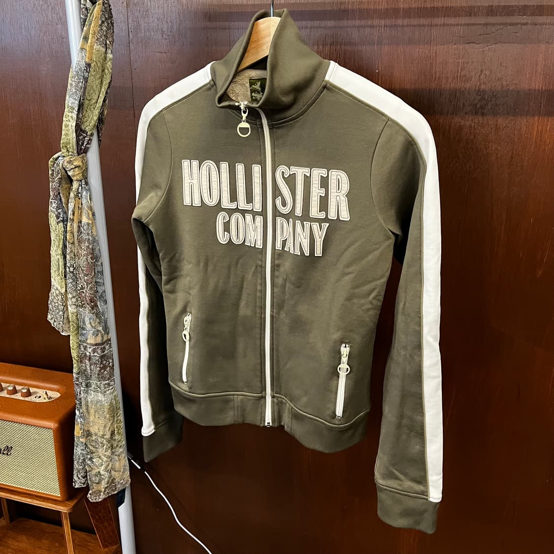 [유일매물] 홀리스터 y2k 보아털 카키 져지 집업 44-55 상품이미지5