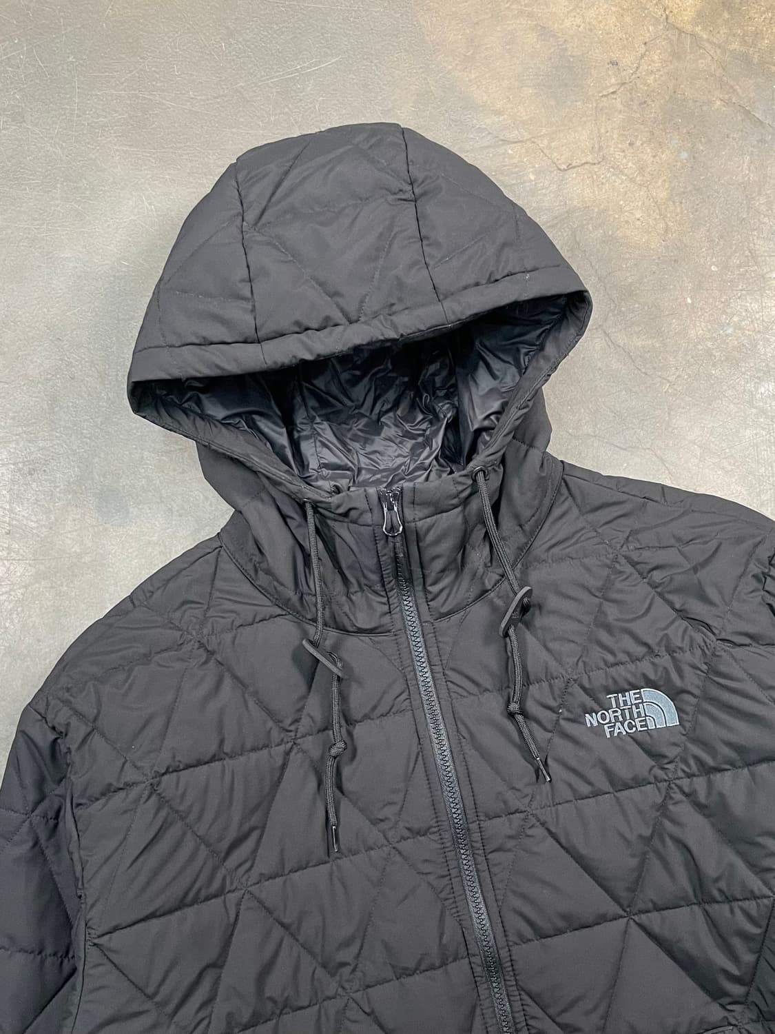 노스페이스 후디드 경량 패딩 상품이미지3