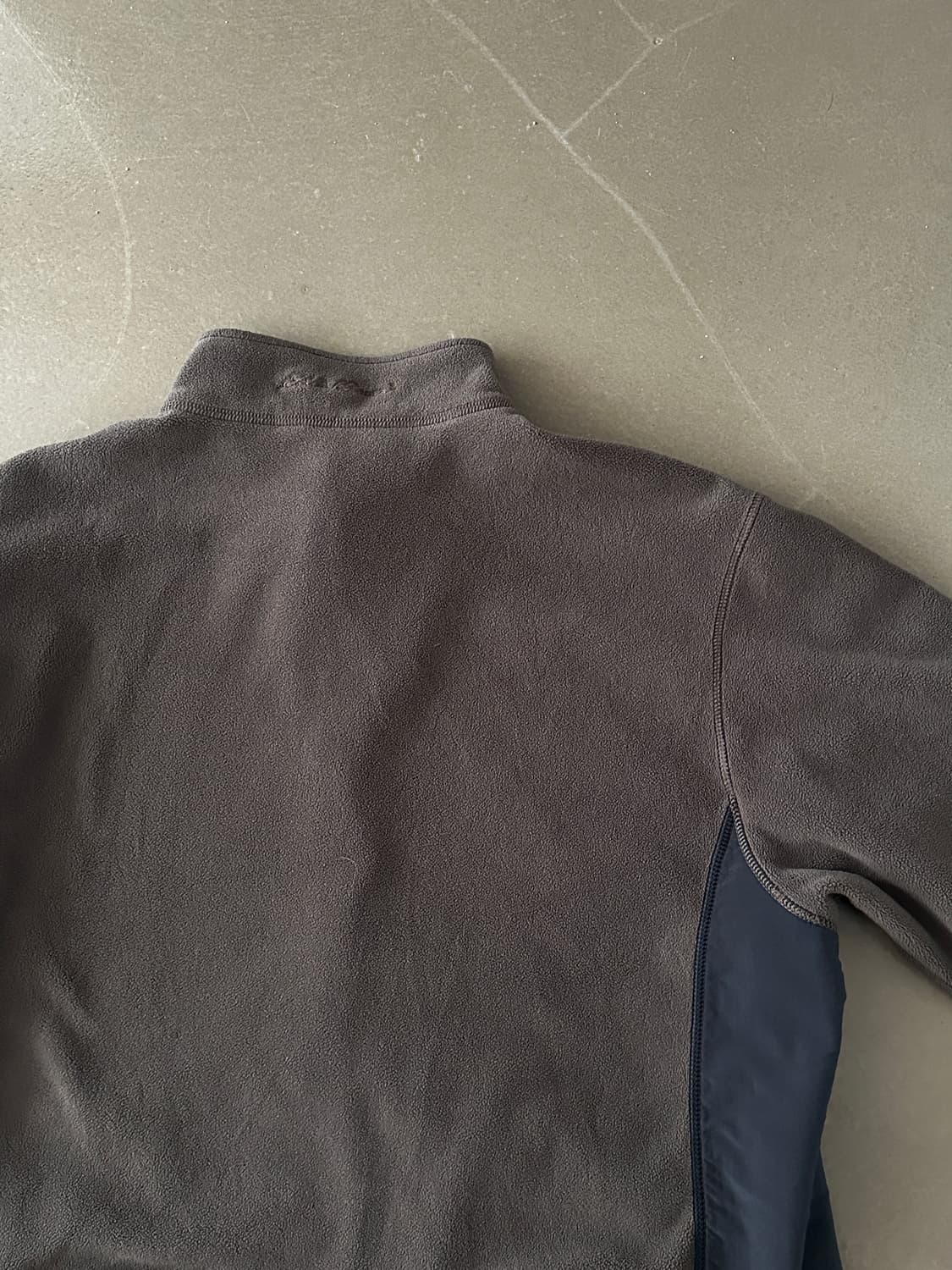 에디바우어 플리스 하프 집업 카키브라운 상품이미지4