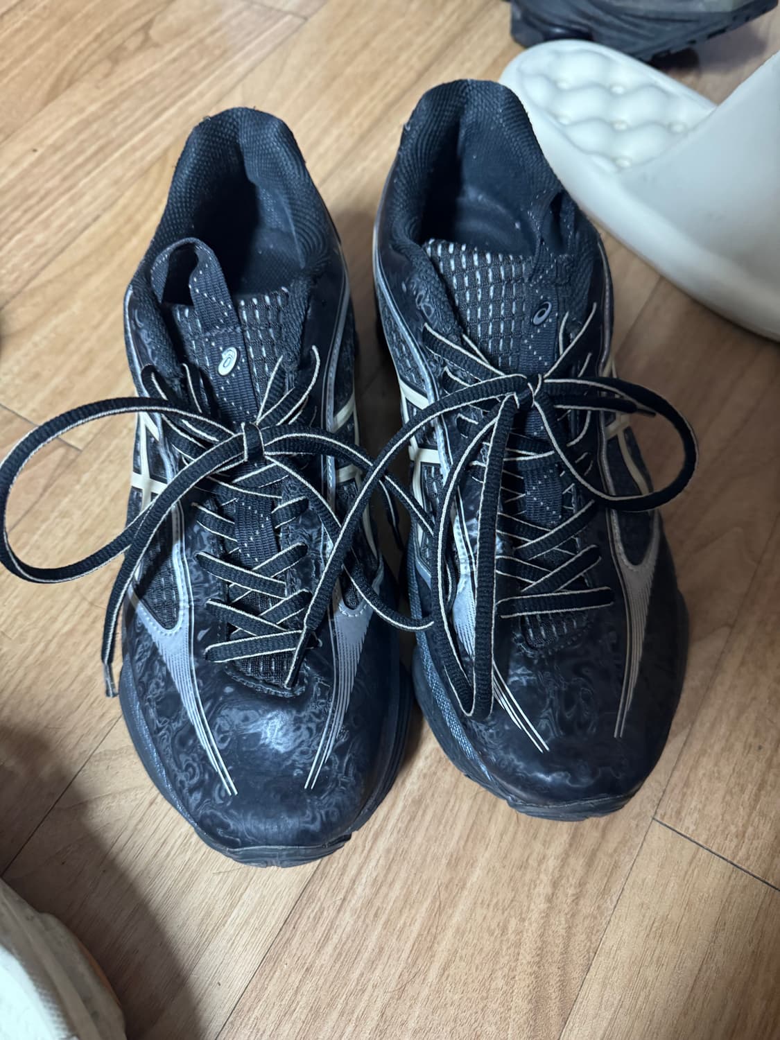 아식스 젤 키네틱 플루언트 블랙 바닐라 상품이미지2