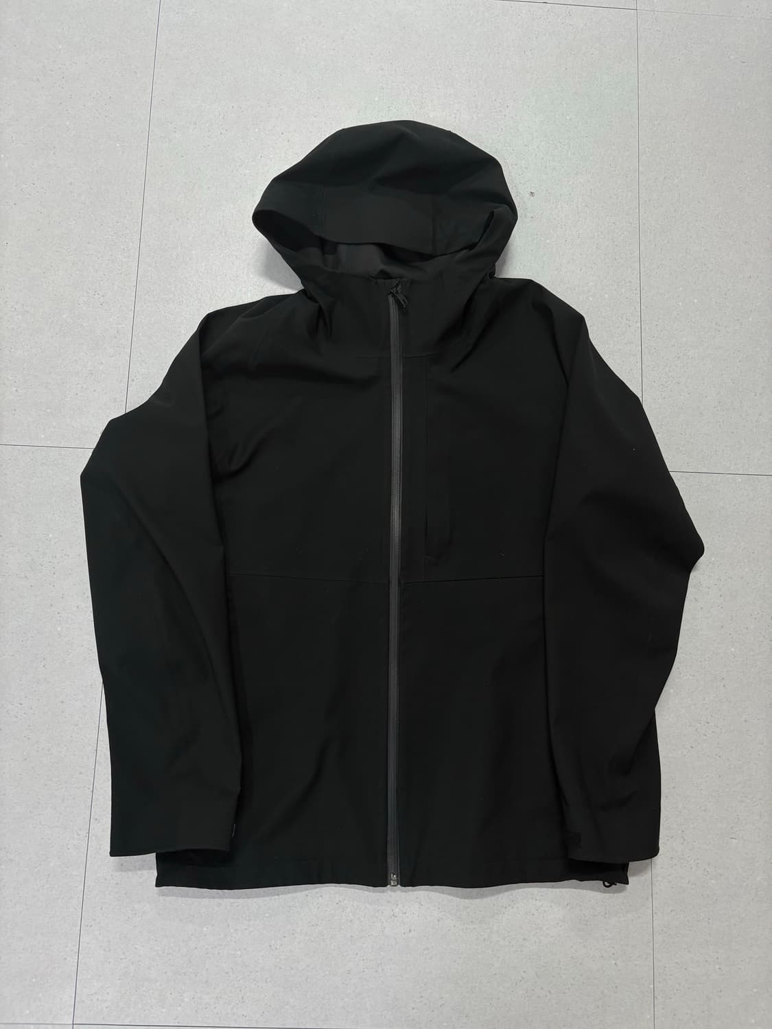 (아크테릭스맛) 유니클로 블록테크 바람막이 상품이미지1