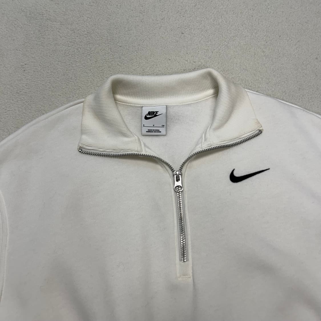 Nike ivory half-zip sweatshirt 상품이미지5