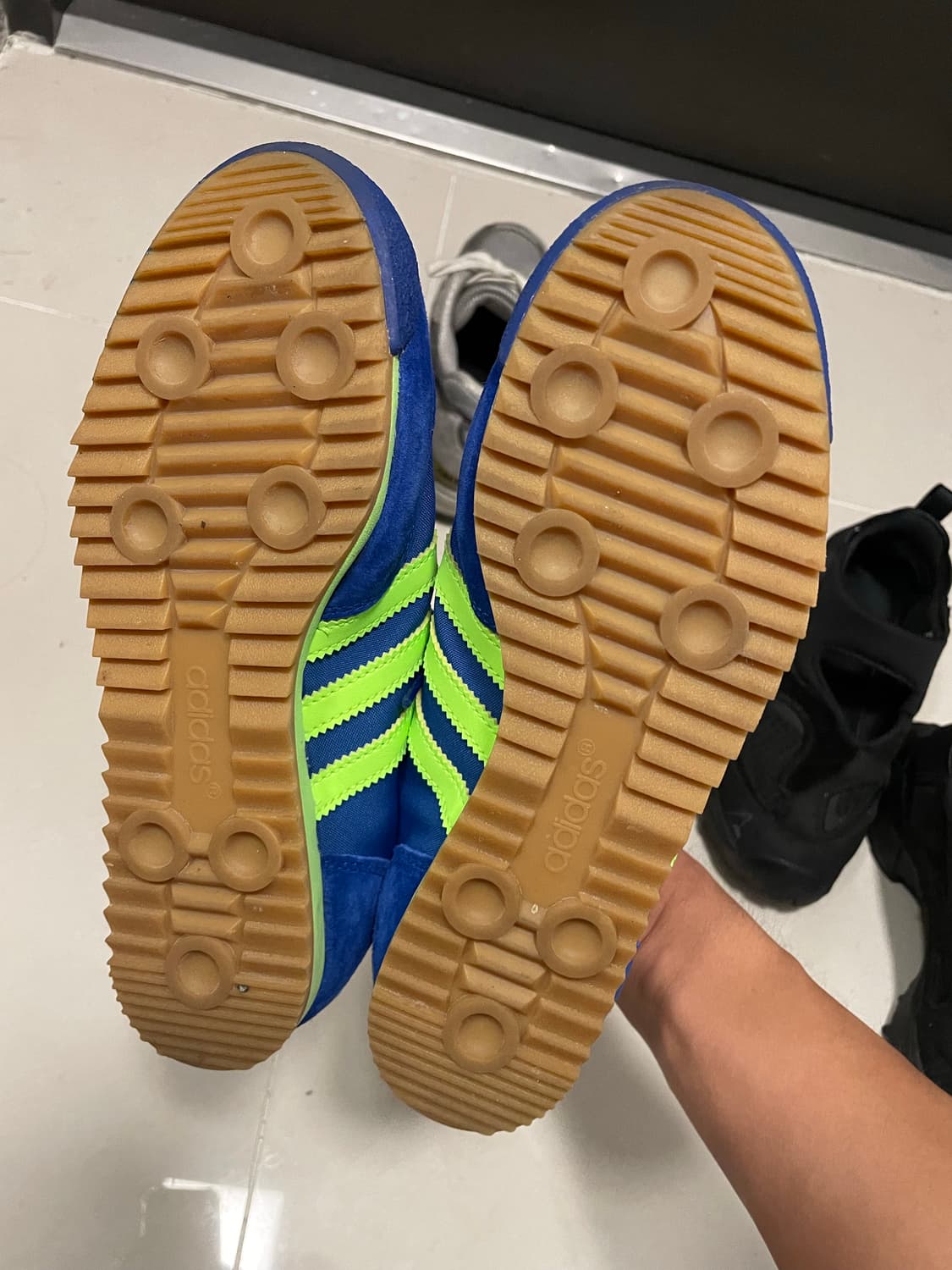 아디다스 조겐 (230) 상품이미지3