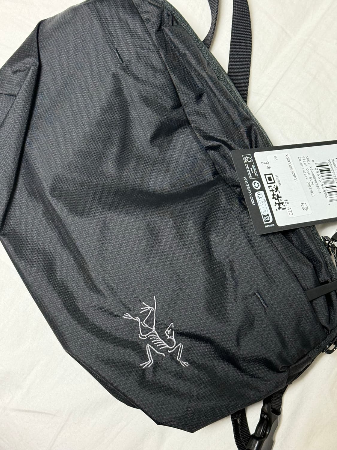 아크테릭스 헬리아드 6 크로스바디 블랙 상품이미지2