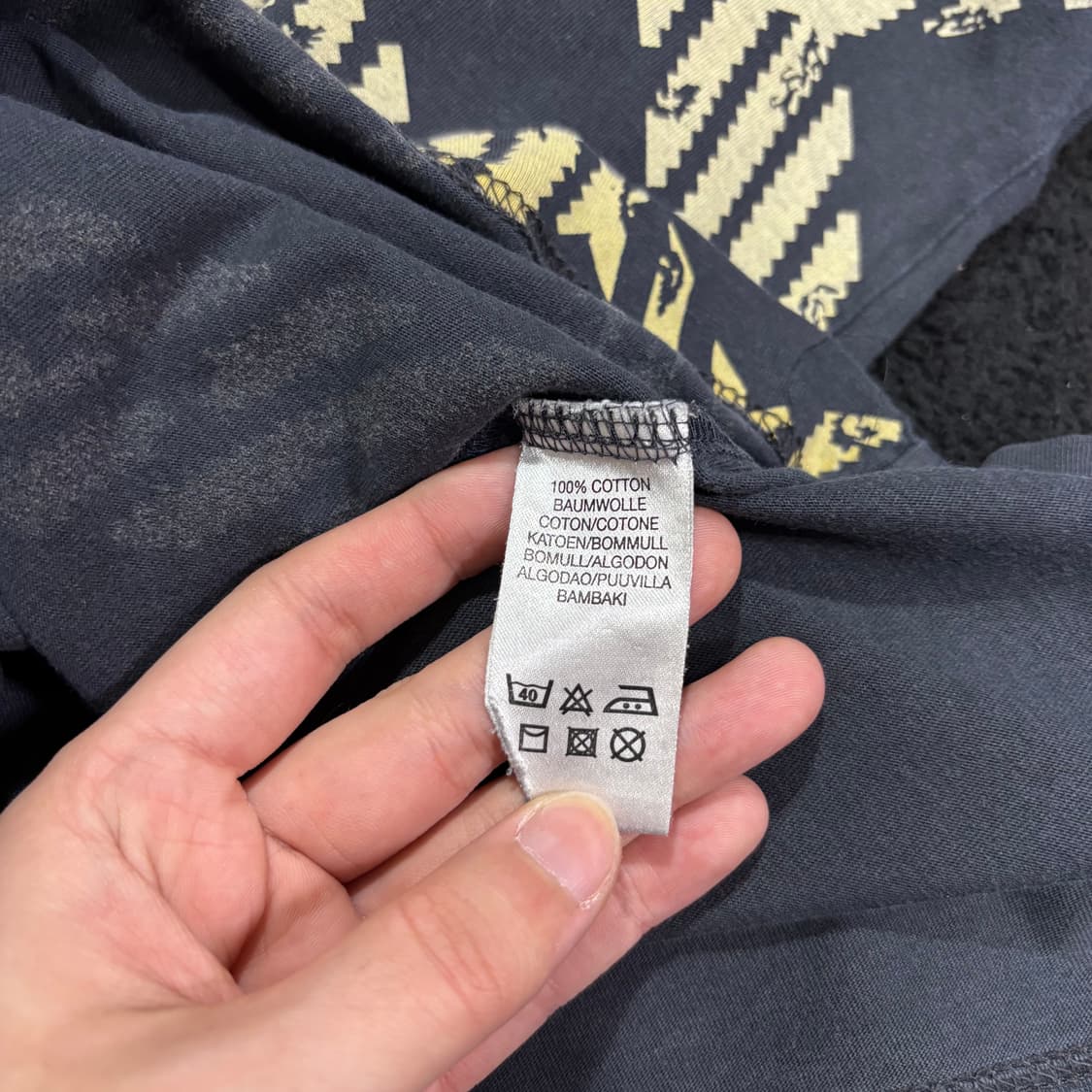 XL 버버리 네이비 패턴 데미지 긴팔 롱슬리브 상품이미지6