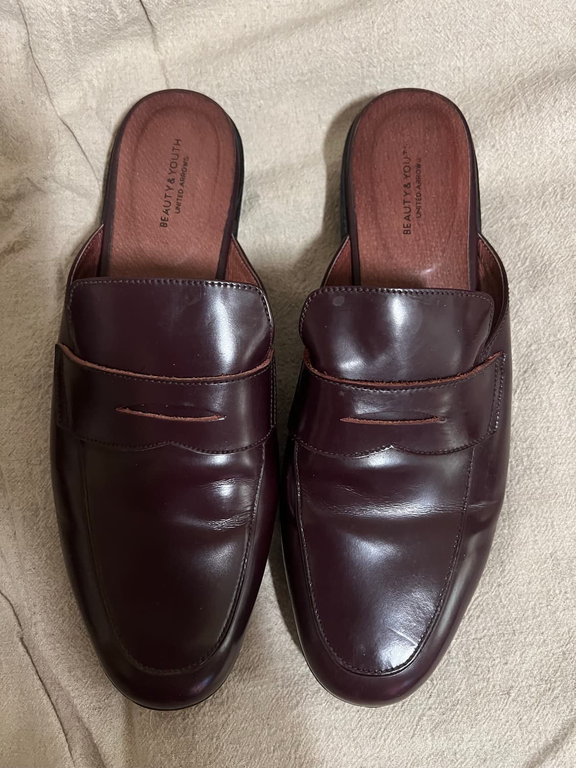 뷰티앤유스 유나이티드 에로우 블로퍼 슬리퍼 상품이미지2