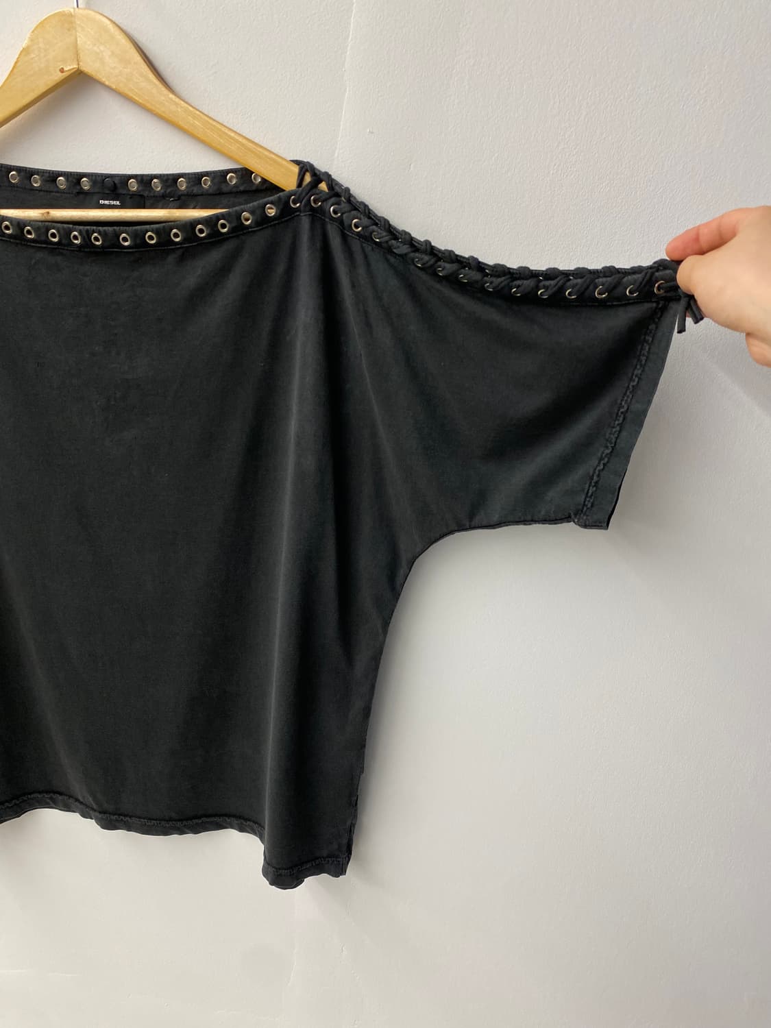 [F] Diesel 디젤 아일렛 레이스 업 티셔츠 상품이미지5
